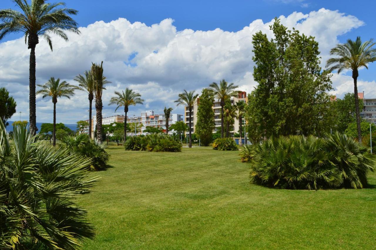 Relax Apartment La Pineda Exterior photo